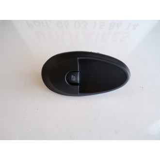 Bouton lève vitre IVECO Passager Ref : 