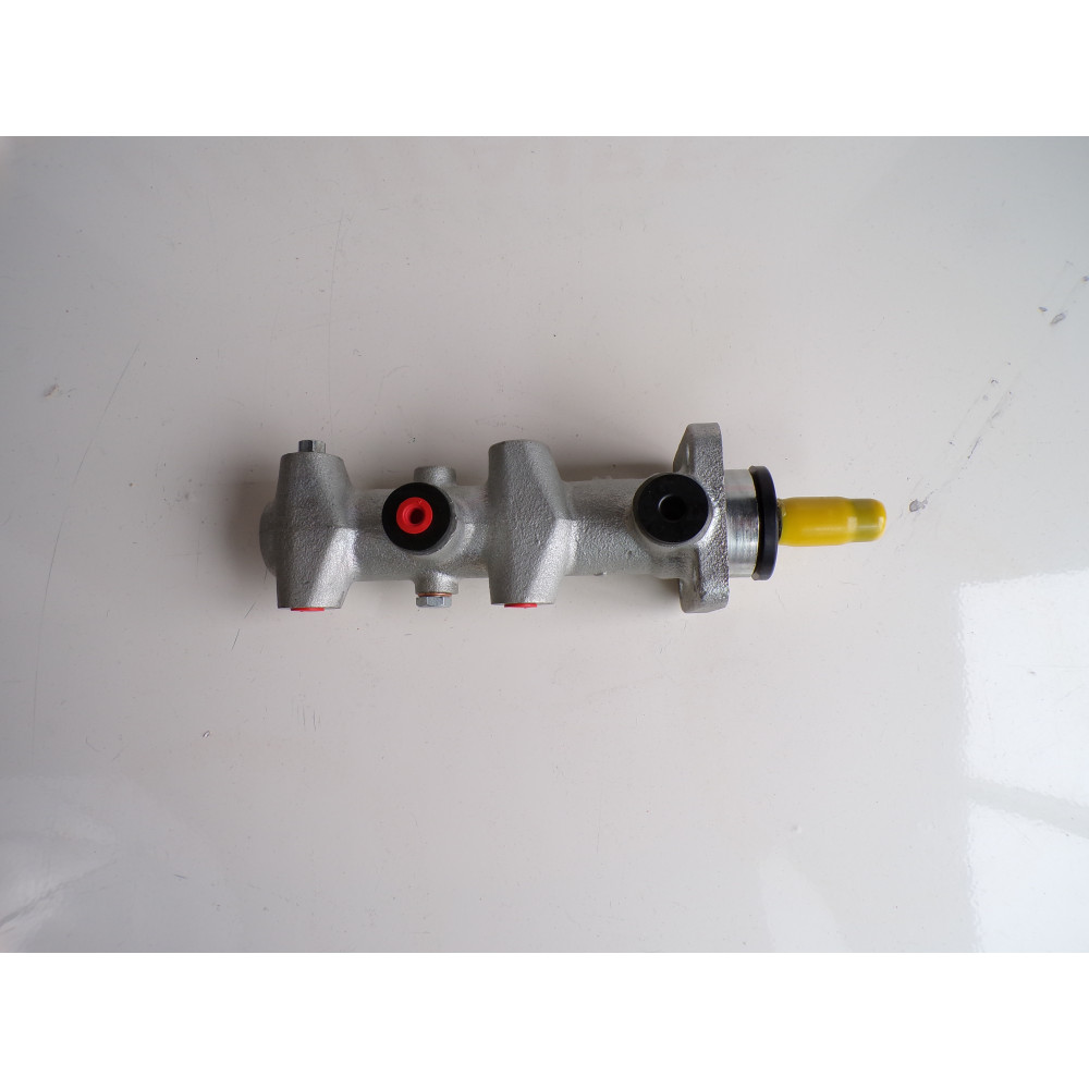 Maitre cylindre IVECO 4 roues Ref : 