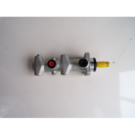 Maitre cylindre IVECO 4 roues Ref : 