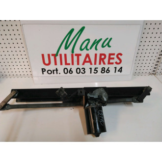 Moteur d'essuie-glaces avant Master Movano 80-97 Ref : 0390346143