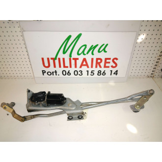 Moteur d'essuie-glaces Cabstar 84-13 Ref : 288105T021